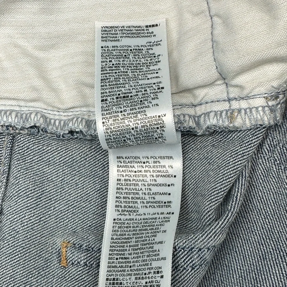 GAP 90s Straight High Rise Jeans Women 31/12 Tall Light Wash Vintage Style